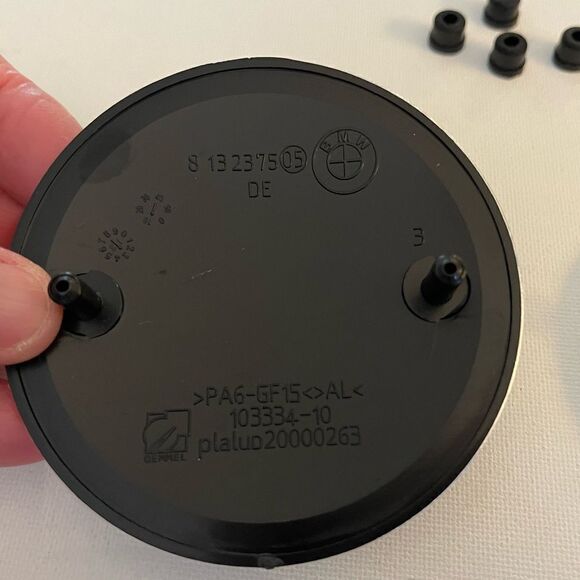 BMW logo Emblems for Hood & Trunk set of 2 Blue & Silver NWT - Picture 9 of 9